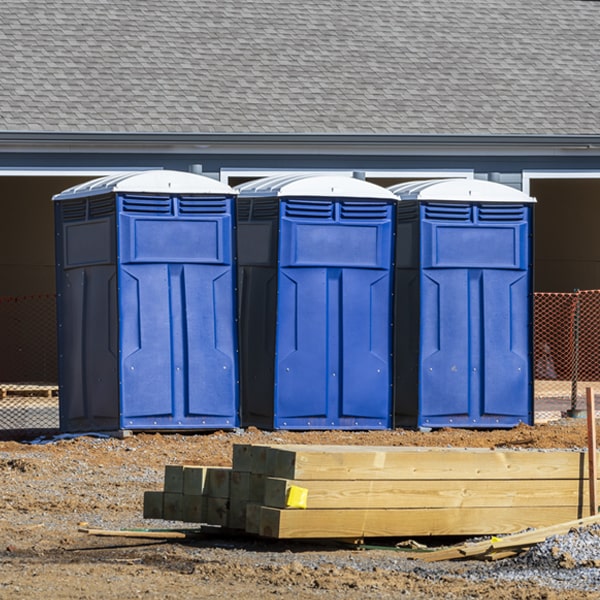 are there any restrictions on what items can be disposed of in the portable toilets in Teigen